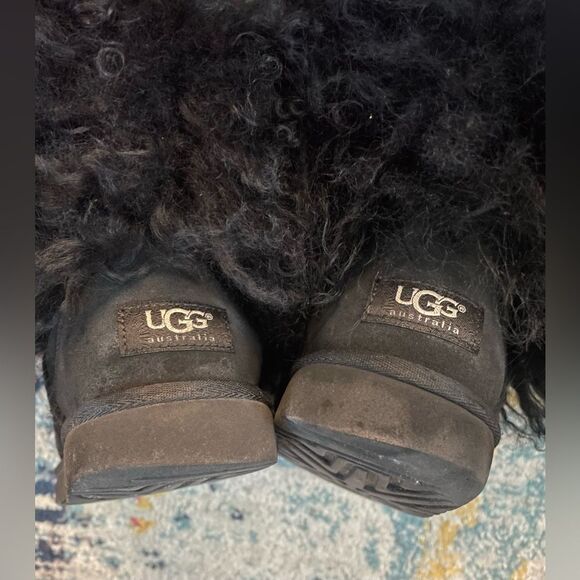 UGG Short Boots Authentic Mongolian Sheepskin Black 7 - Picture 4 of 8
